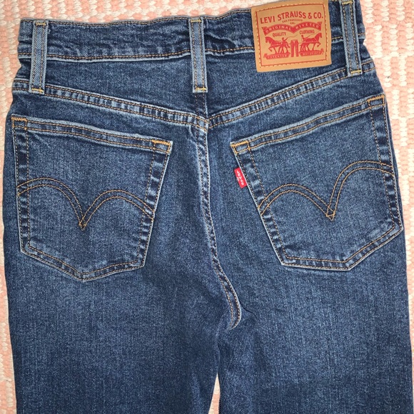 Levis Wedgie Straight Size 24 Distressed Dark Wash Button Fly Jeans - Picture 4 of 11